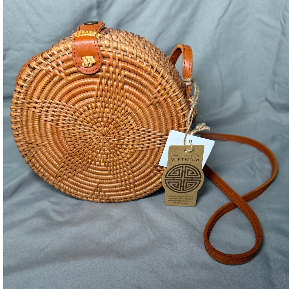 Handcrafted Vietnam Round Woven Rattan Crossbody Bag Genuine Leather Strap NWT